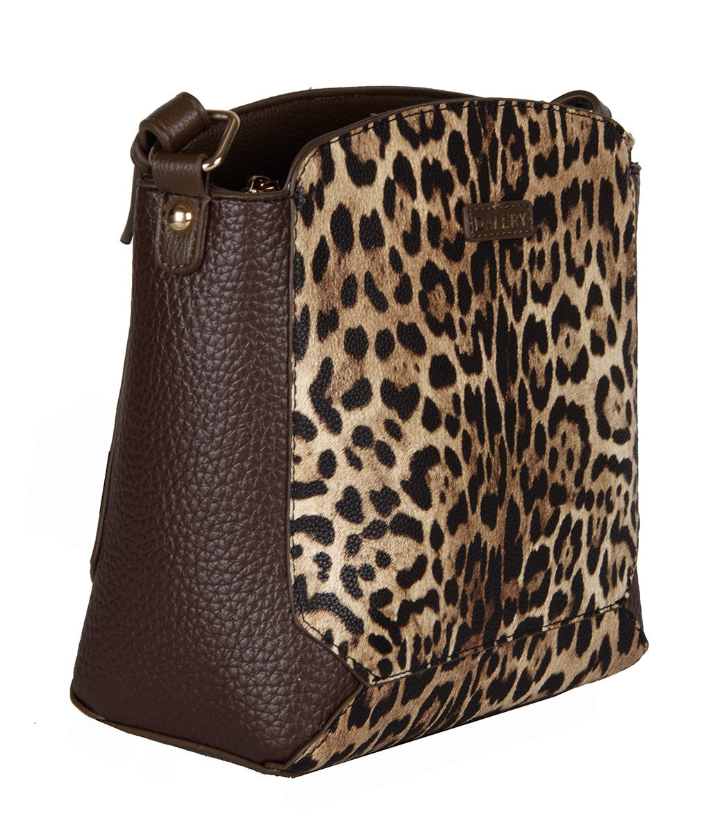 PRINT LEO M